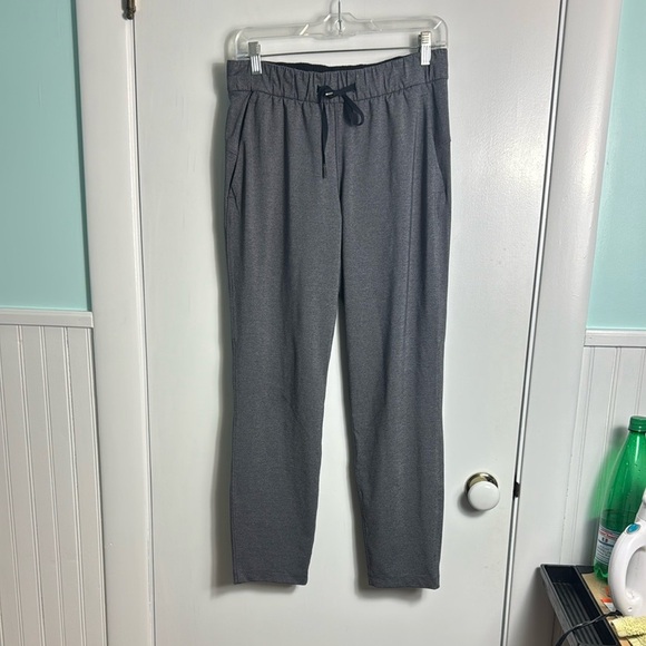 Lululemon On The Fly Pant 27” Heathered Black Size 6 - Picture 2 of 11